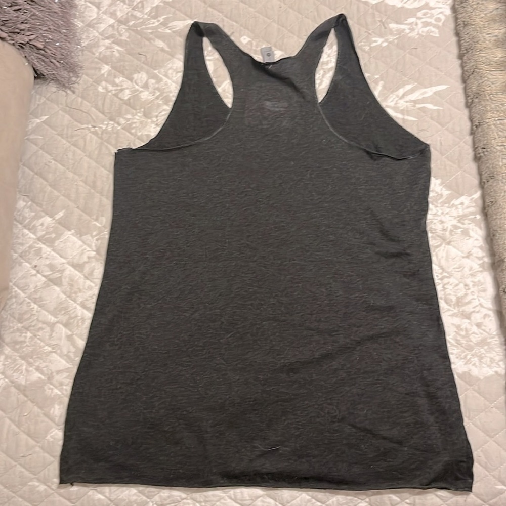 NWOT FifthSun American Flag women’s racer back tank size Large charcoal grey - Picture 3 of 3